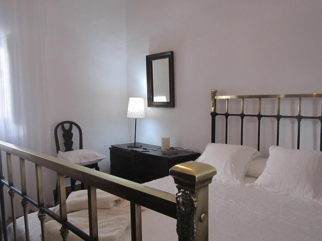Apartamentos Rurales Las Caleras ألماغرو الغرفة الصورة