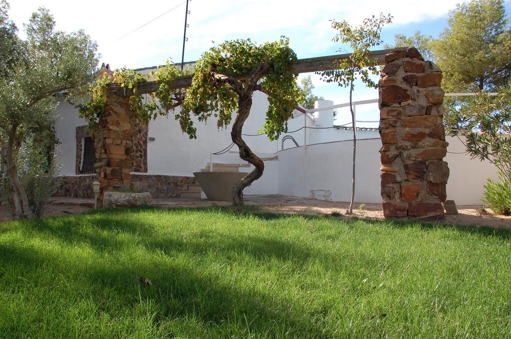 Apartamentos Rurales Las Caleras ألماغرو المظهر الخارجي الصورة